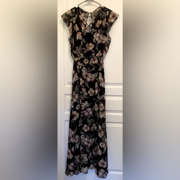 WHBM I White House Black Market Floral Chiffon Flutter Sleeves Maxi Dress - Picture 3 of 9